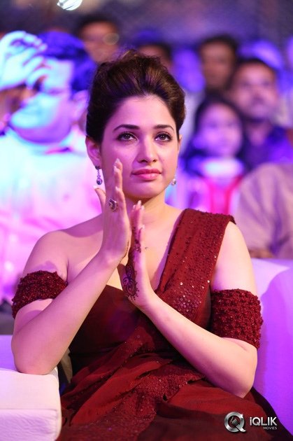 Tamannah-at-Baahubali-Movie-Audio-Launch